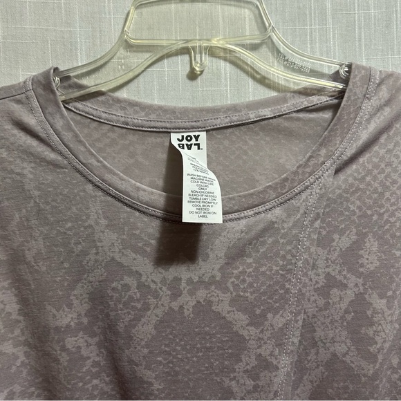 3/$15 Joy Lab top L - Picture 1 of 3